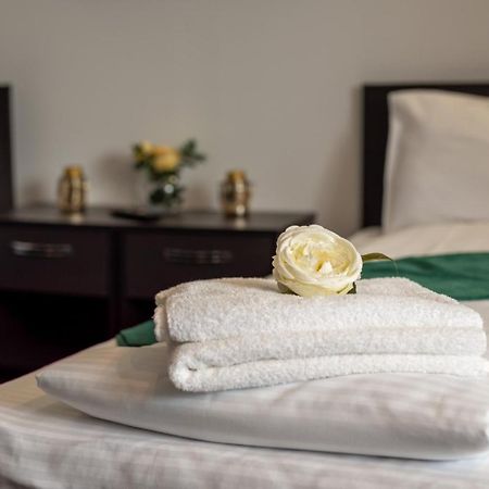 Escala Rooms Ghimbav Ngoại thất bức ảnh