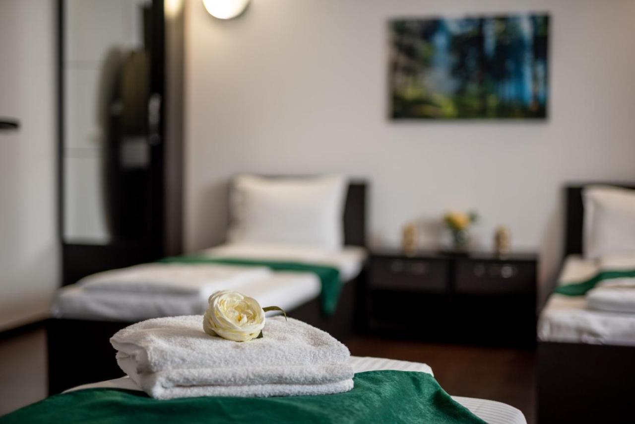 Escala Rooms Ghimbav Ngoại thất bức ảnh