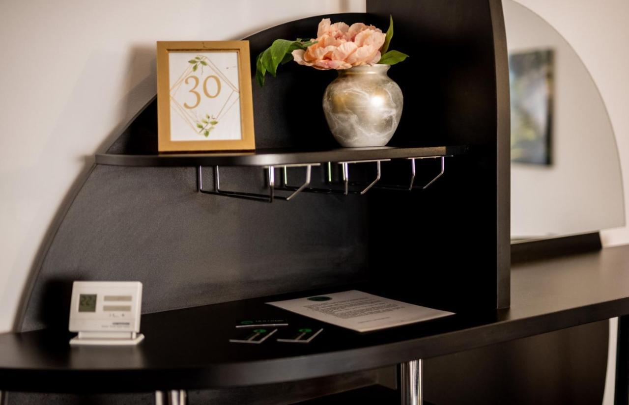 Escala Rooms Ghimbav Ngoại thất bức ảnh