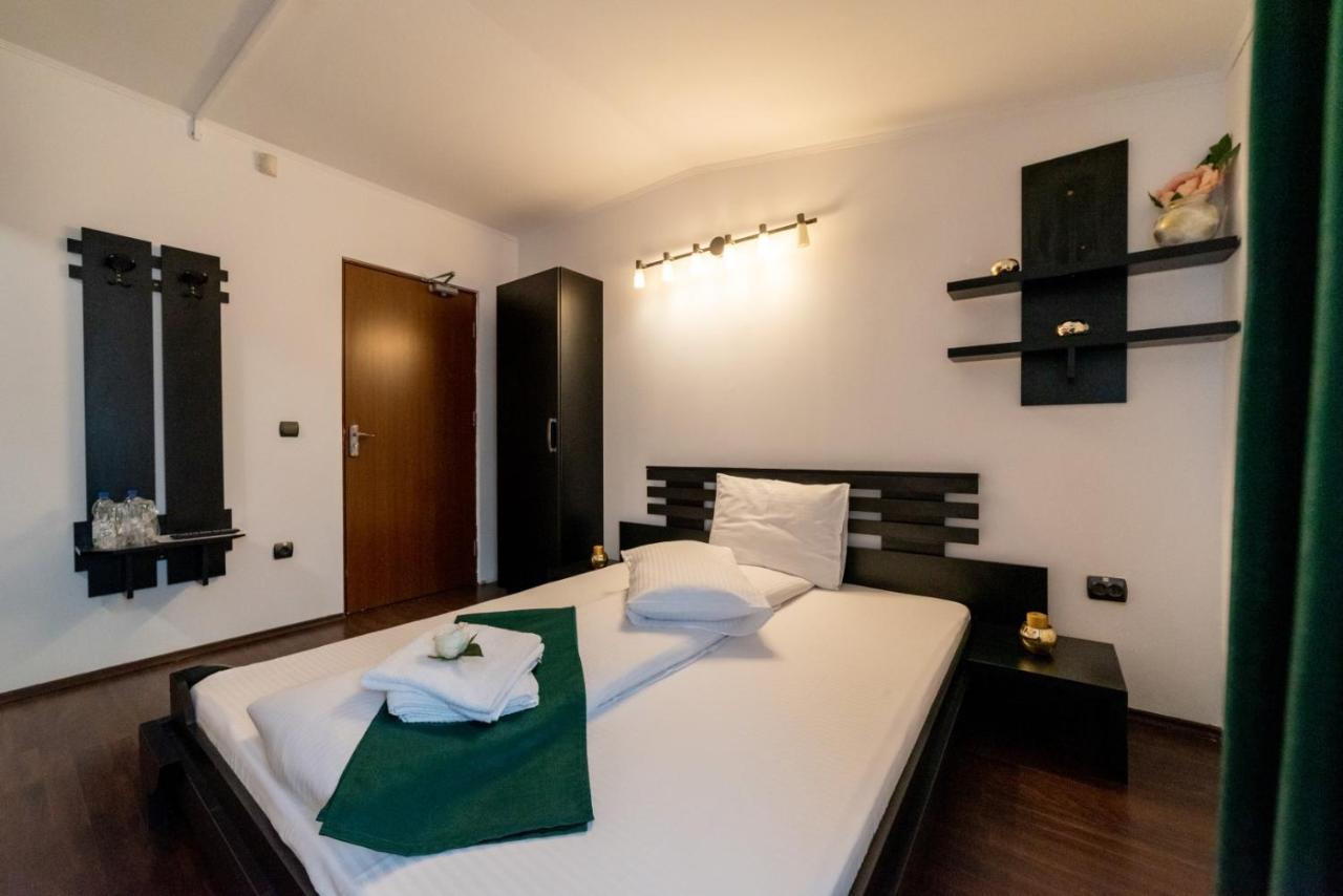 Escala Rooms Ghimbav Ngoại thất bức ảnh