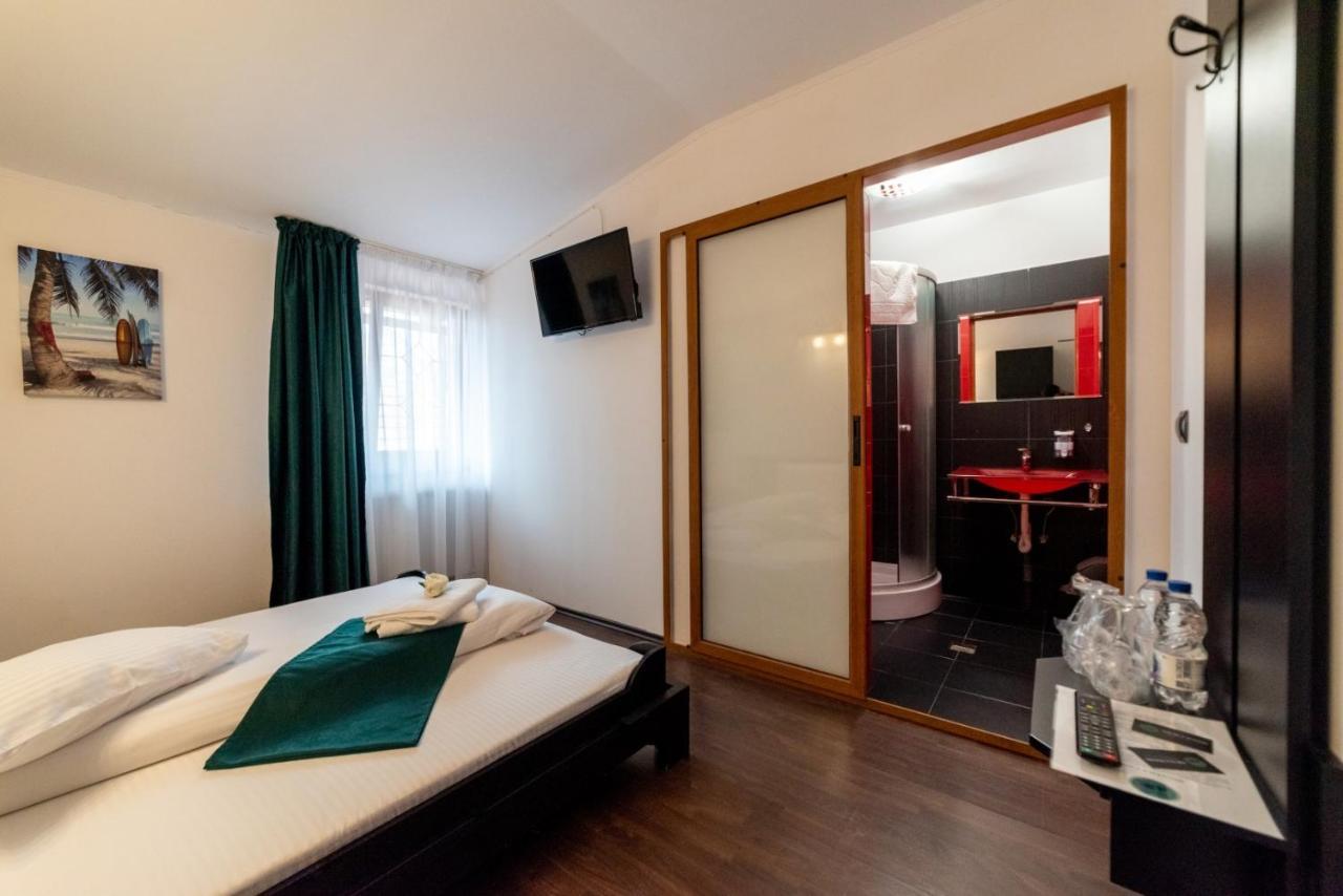 Escala Rooms Ghimbav Ngoại thất bức ảnh