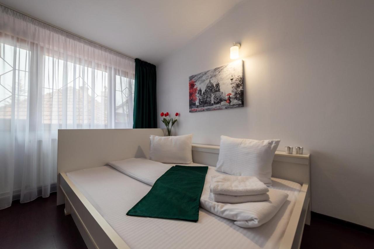 Escala Rooms Ghimbav Ngoại thất bức ảnh