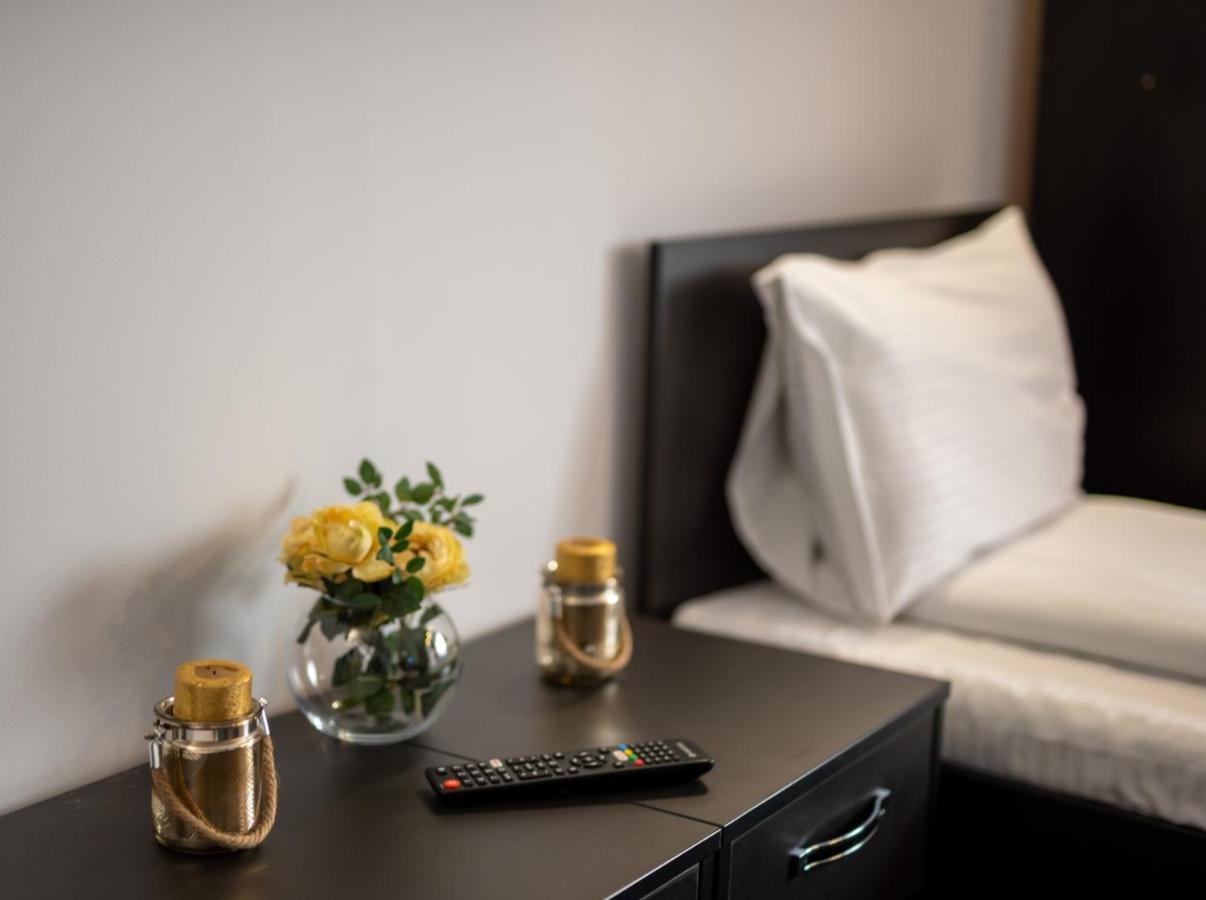 Escala Rooms Ghimbav Ngoại thất bức ảnh