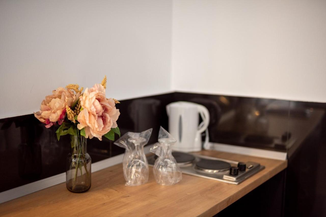 Escala Rooms Ghimbav Ngoại thất bức ảnh