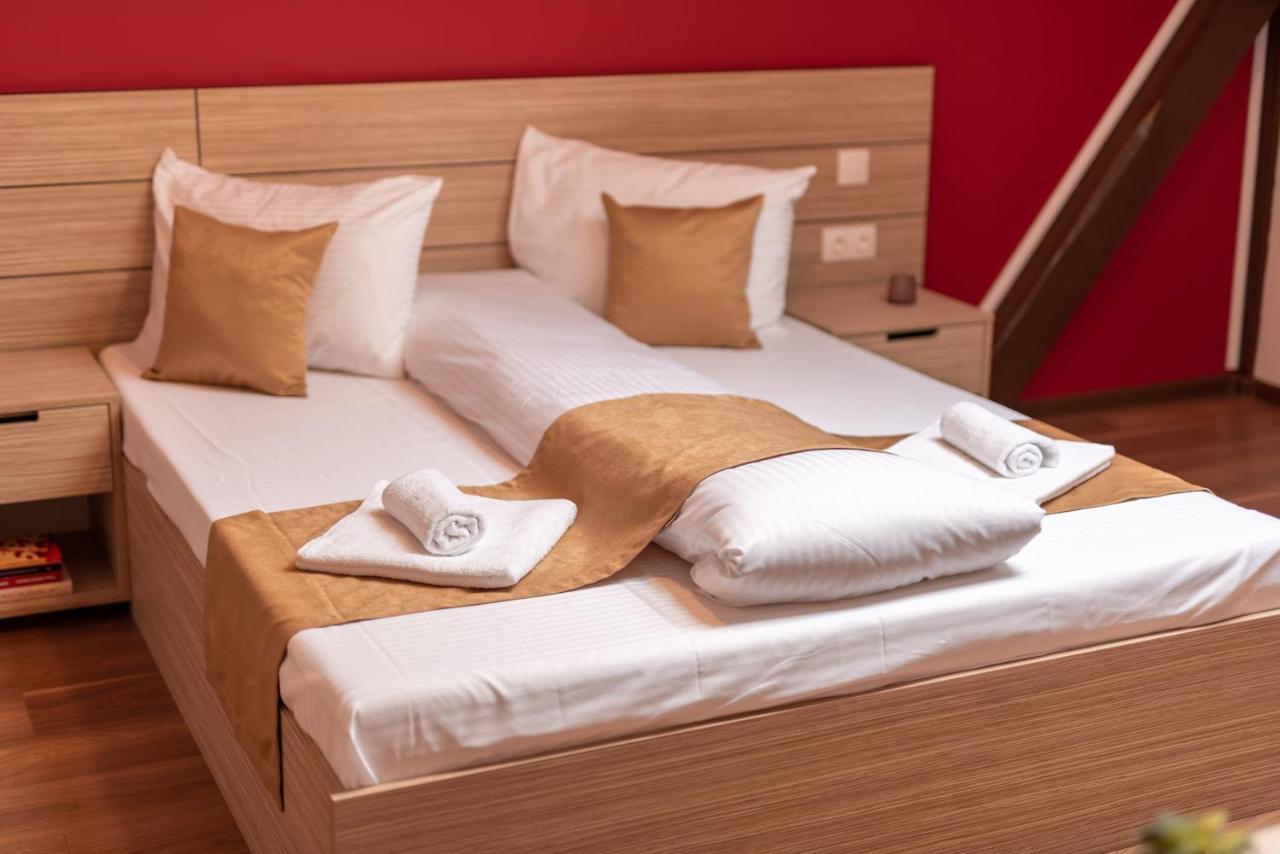 Escala Rooms Ghimbav Ngoại thất bức ảnh